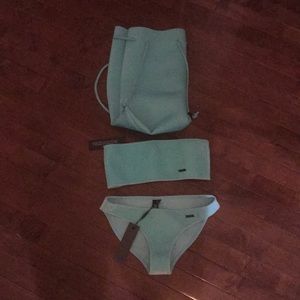 Triangl brand new suit size small